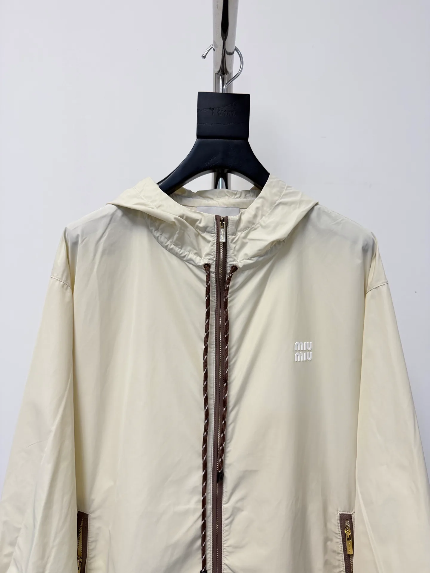 Куртки И Пуховики Женские Miu Miu 11870297