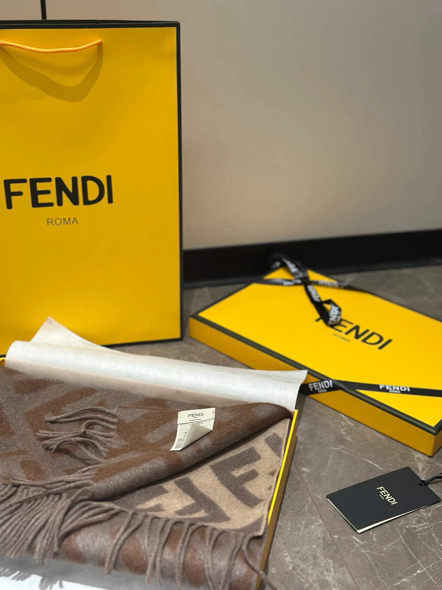 Шарфы Fendi 436098