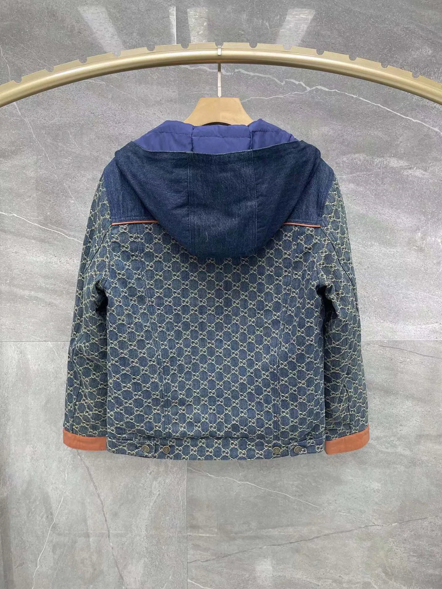 Куртки И Пуховики Женские Gucci 1415204