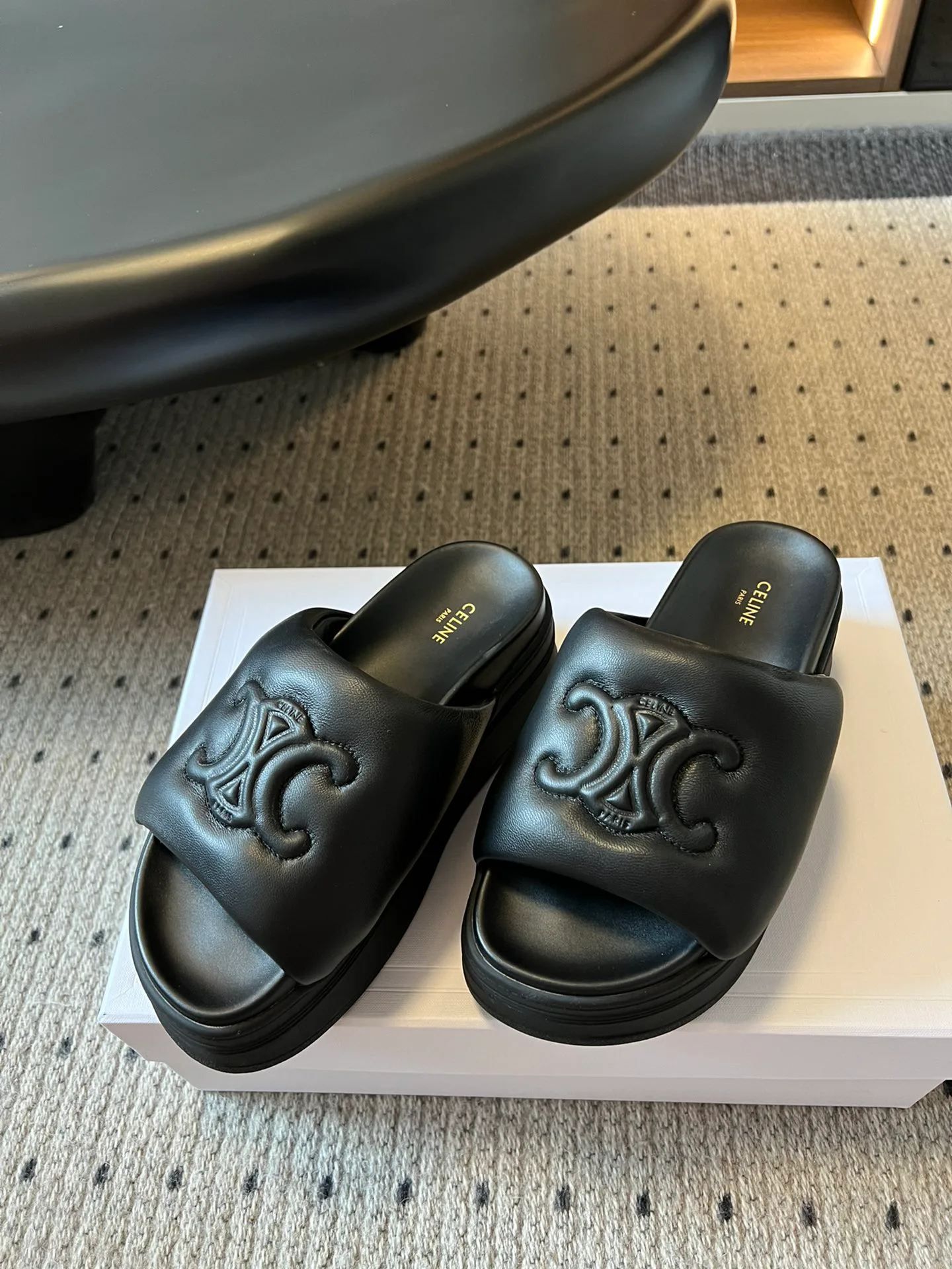 Шлепанцы Женские Celine 35623