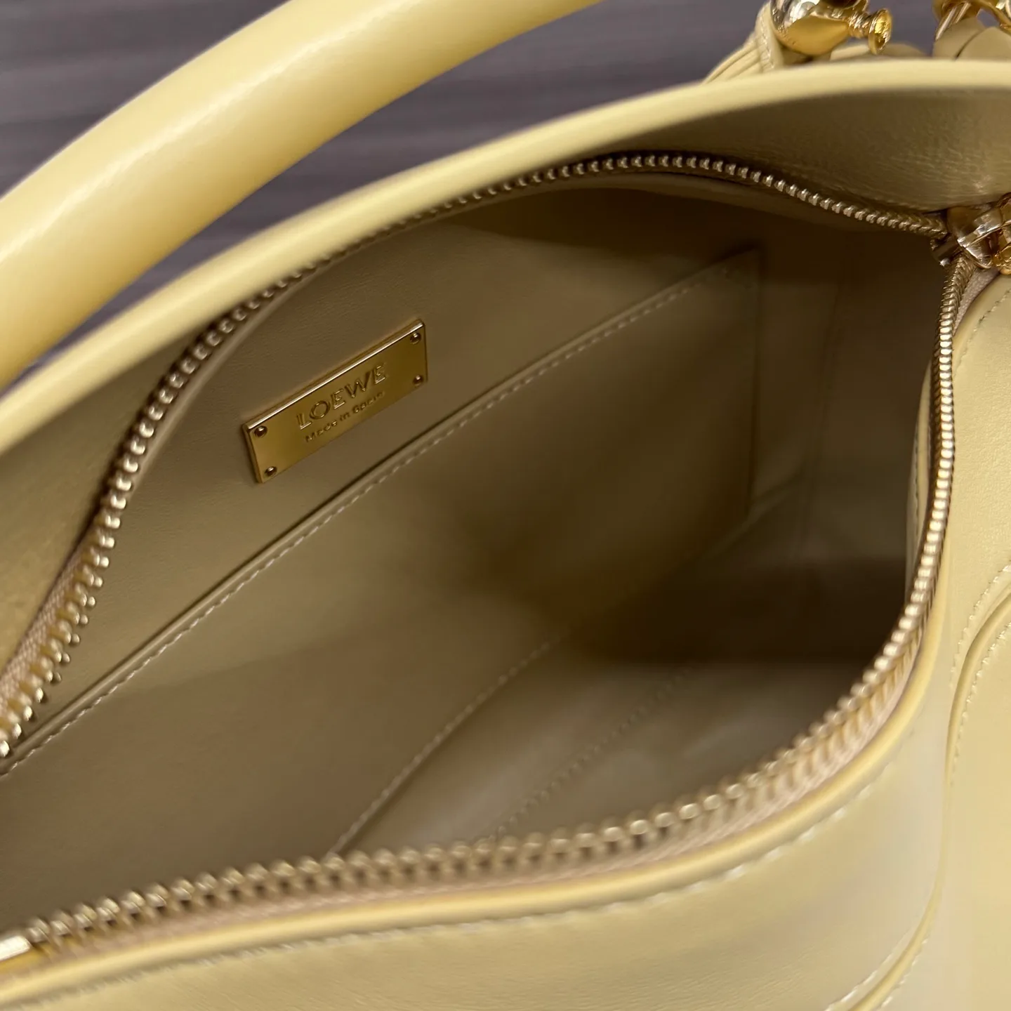 Классические Сумки Женские Loewe 17270386