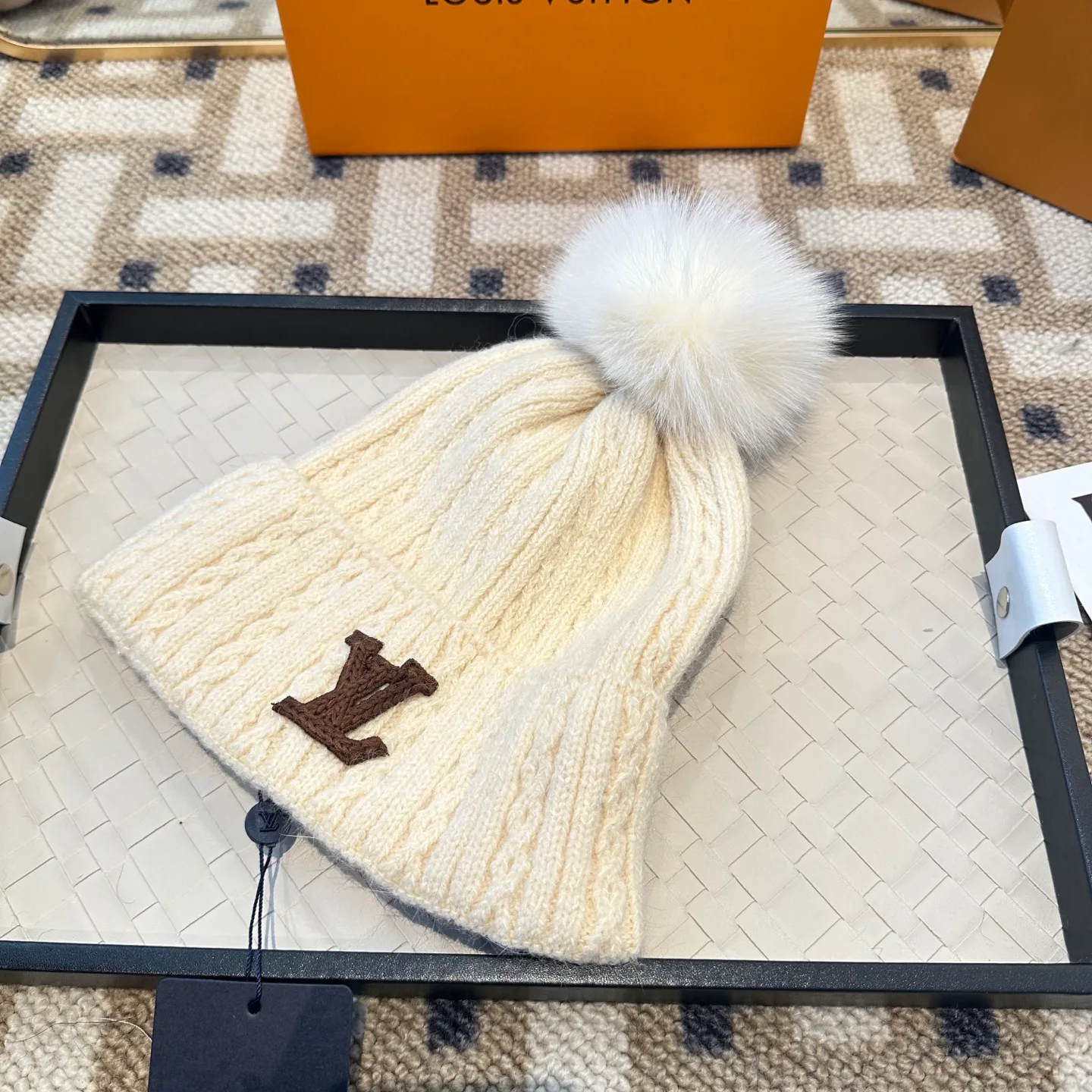 Головные Уборы Louis Vuitton 823961