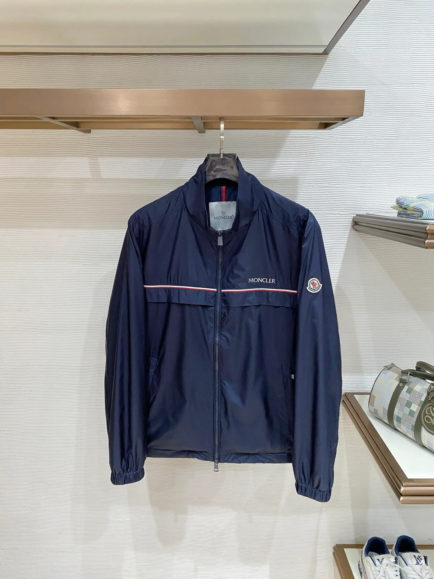 Пальто И Тренчи Мужские Moncler 11556932