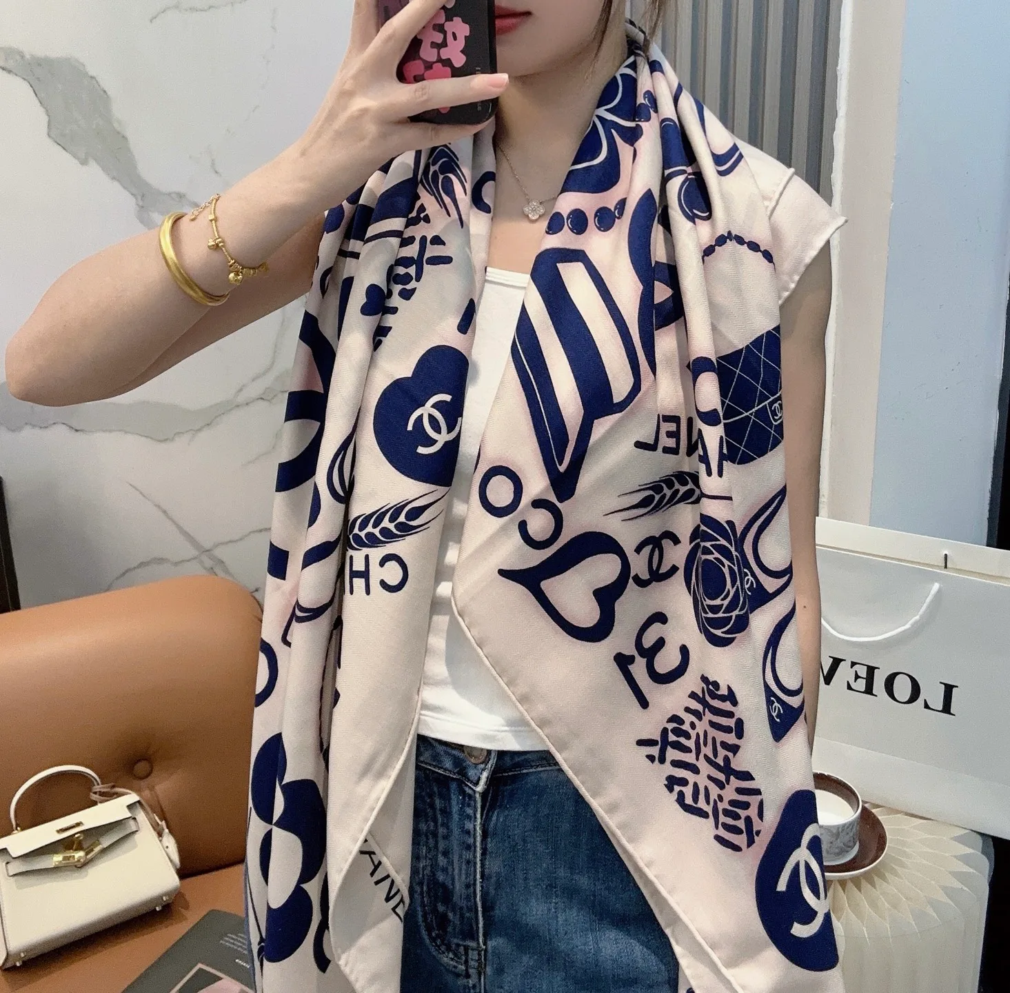 Шарфы Chanel 136877