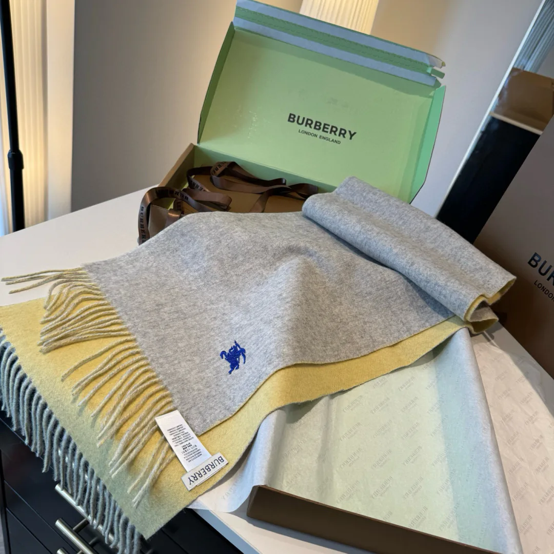 Шарфы Burberry 824017