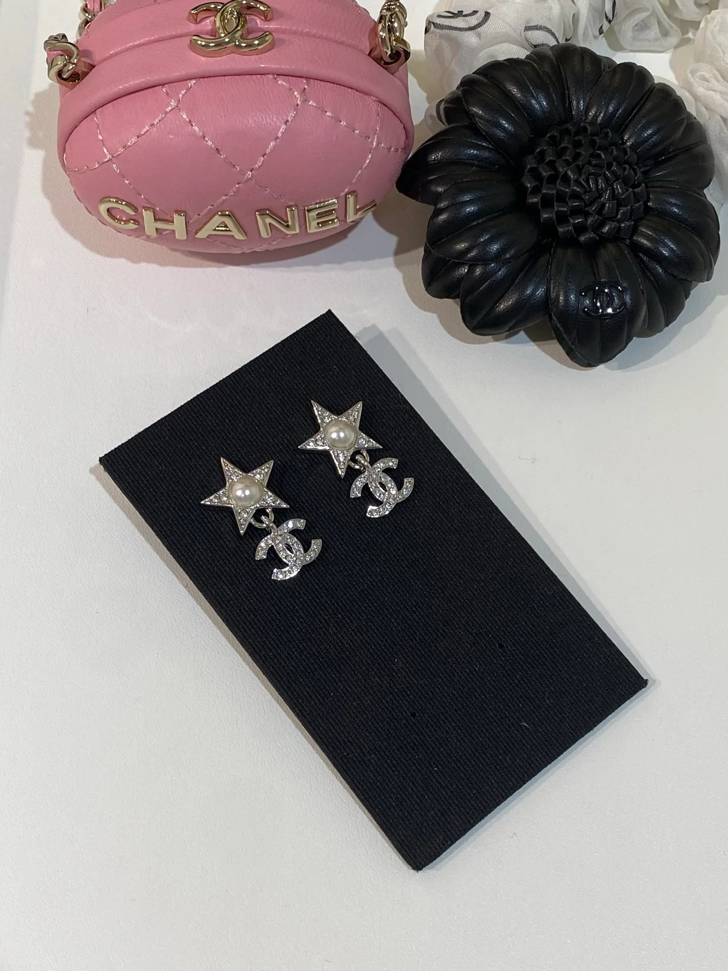Бижутерия Chanel 17820229