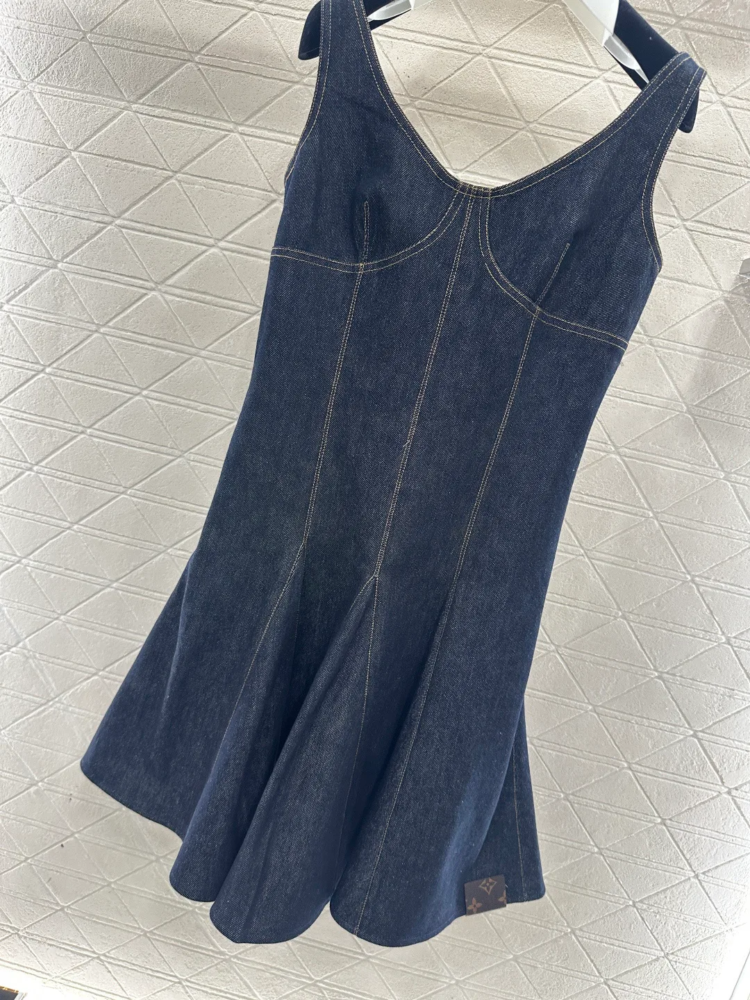 Платья Женские Louis Vuitton 1300674