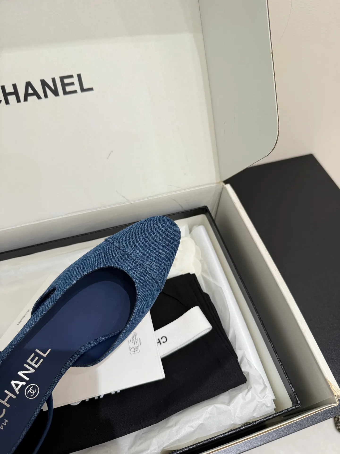 Босоножки Женские Chanel 18080057