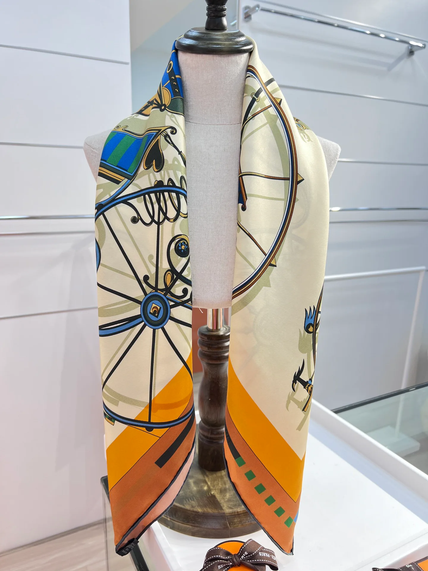 Шарфы Hermes 25624