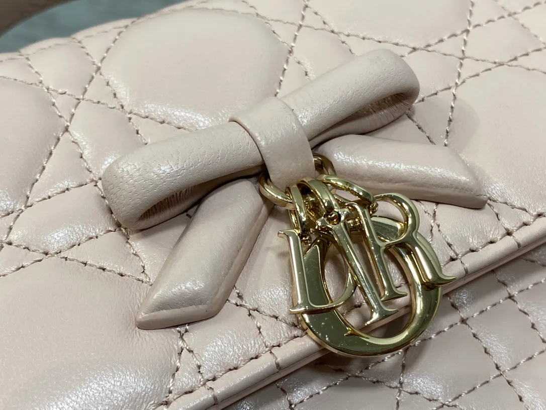 Клатчи Женские Christian Dior 11685190
