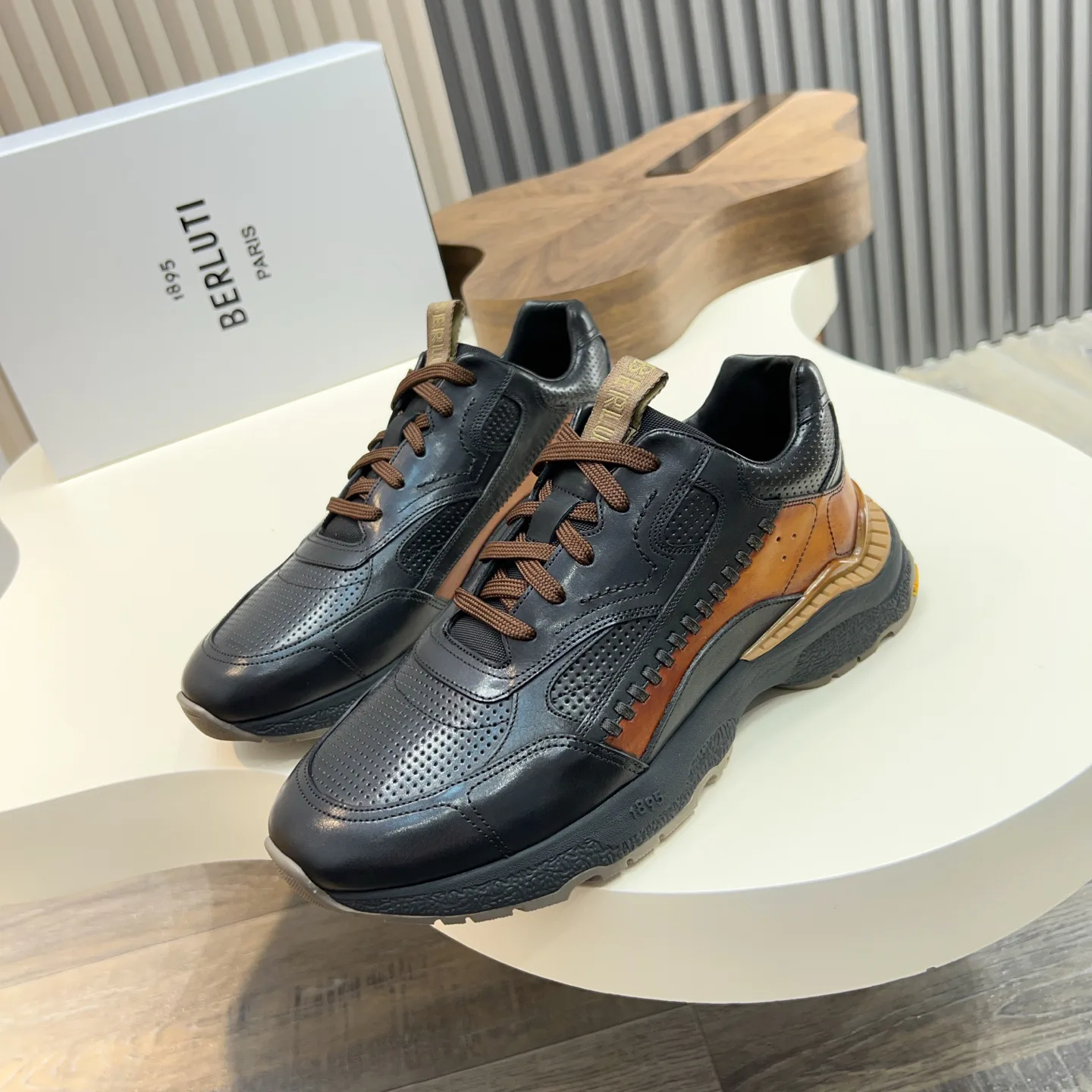 Кроссовки Мужские Berluti 30214