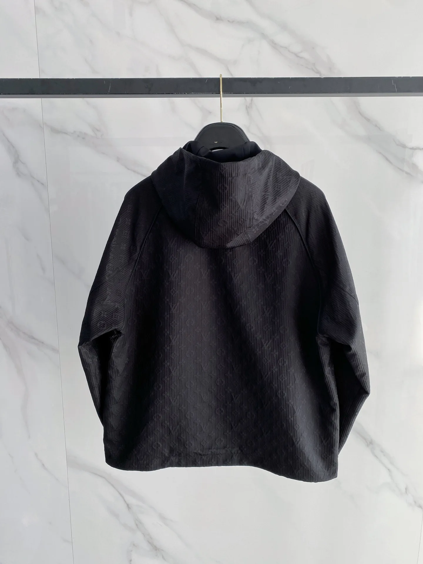 Куртки И Пуховики Мужские Louis Vuitton 10610761