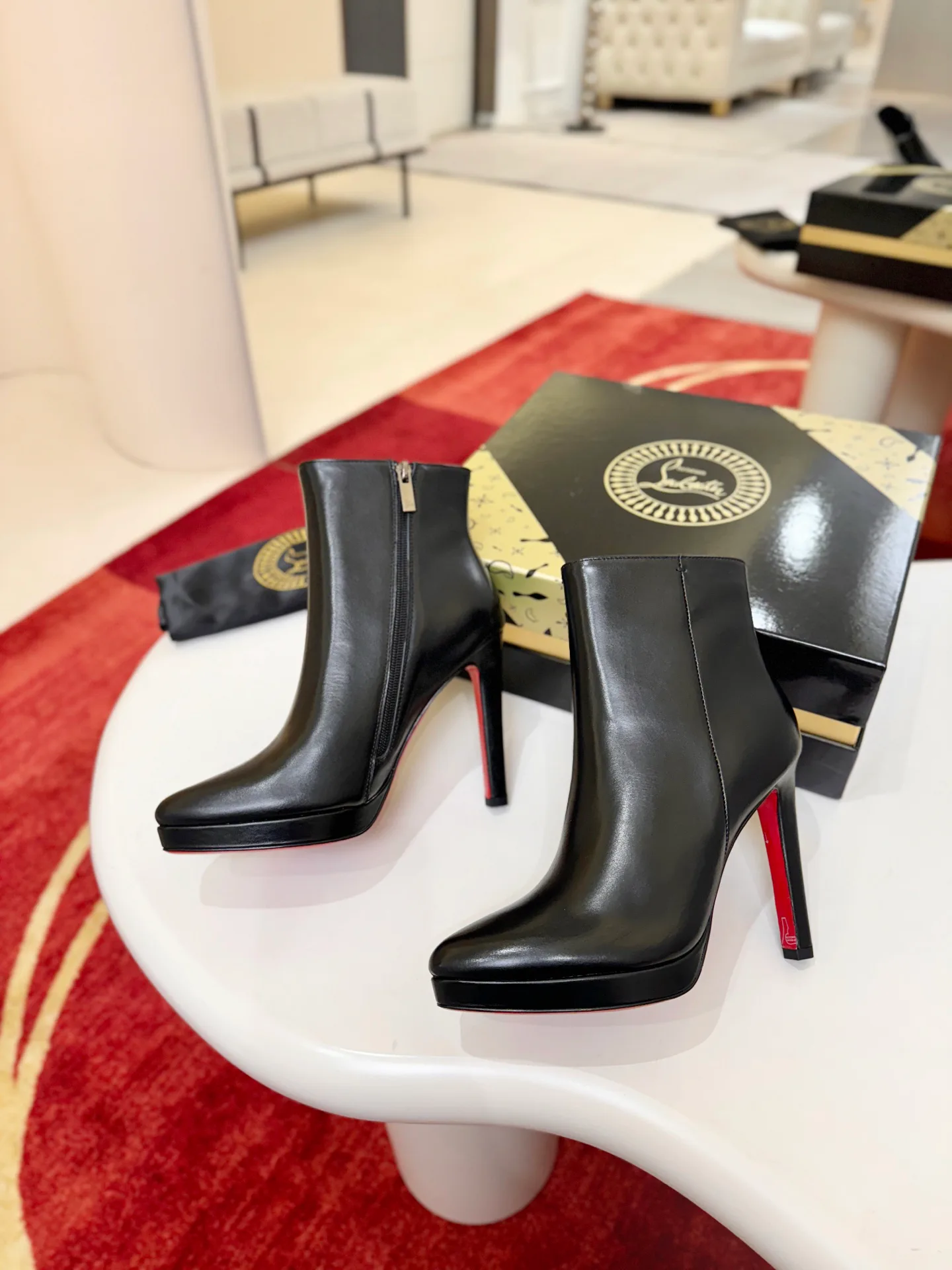 Ботильоны Женские Christian Louboutin 18339145