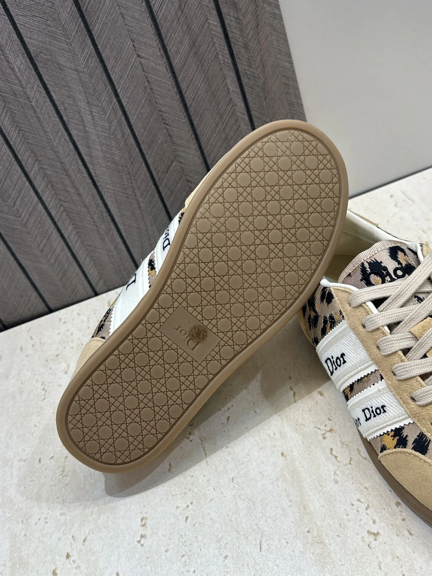 Кроссовки Женские Christian Dior 17612348