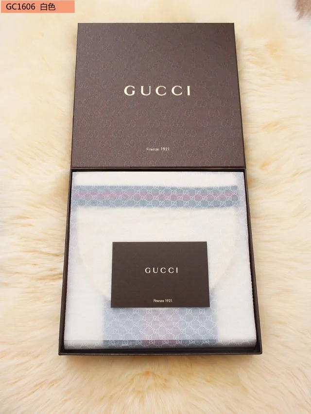 Шарфы Gucci 2588558