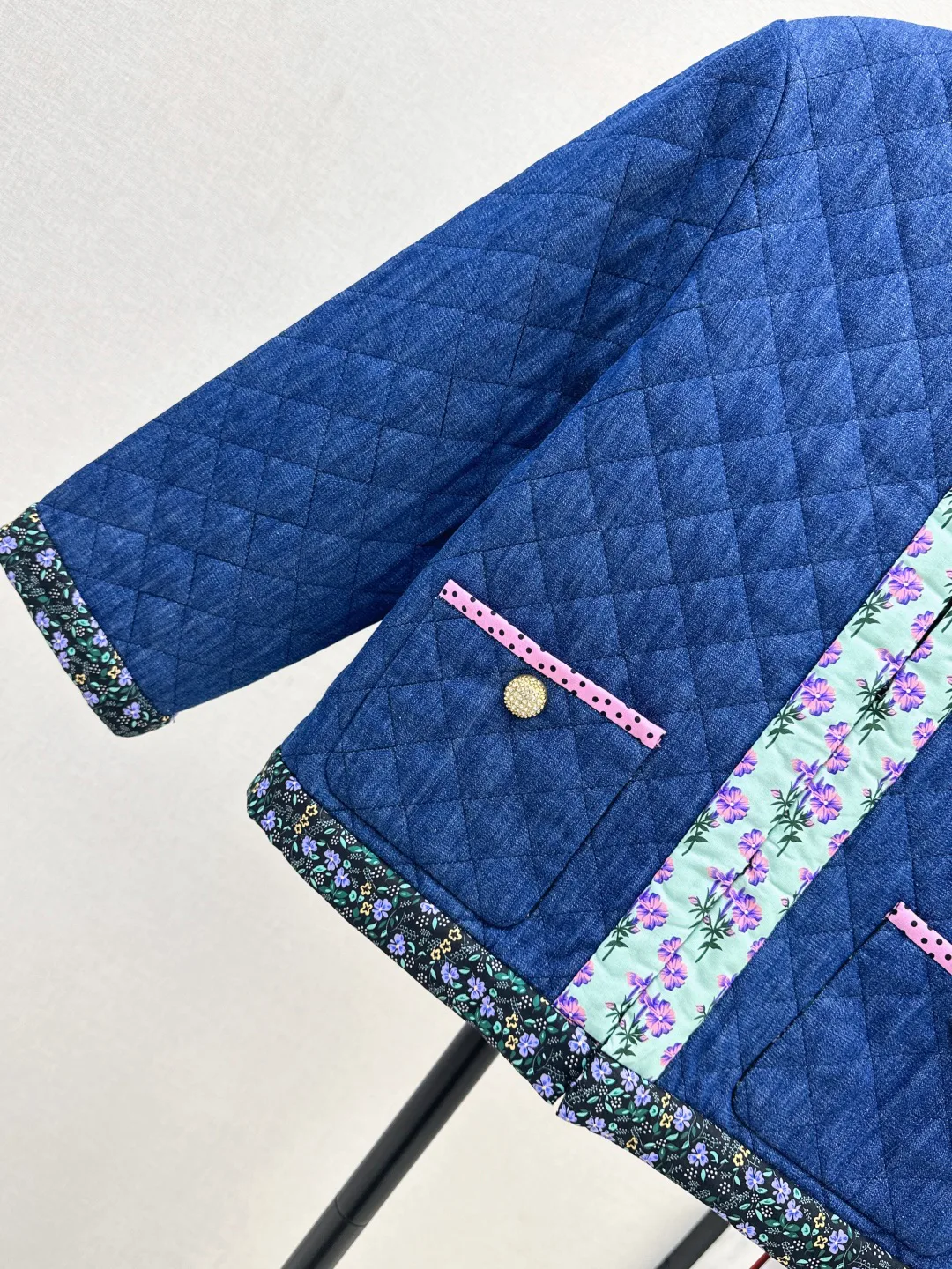 Куртки И Пуховики Женские Valentino 63575