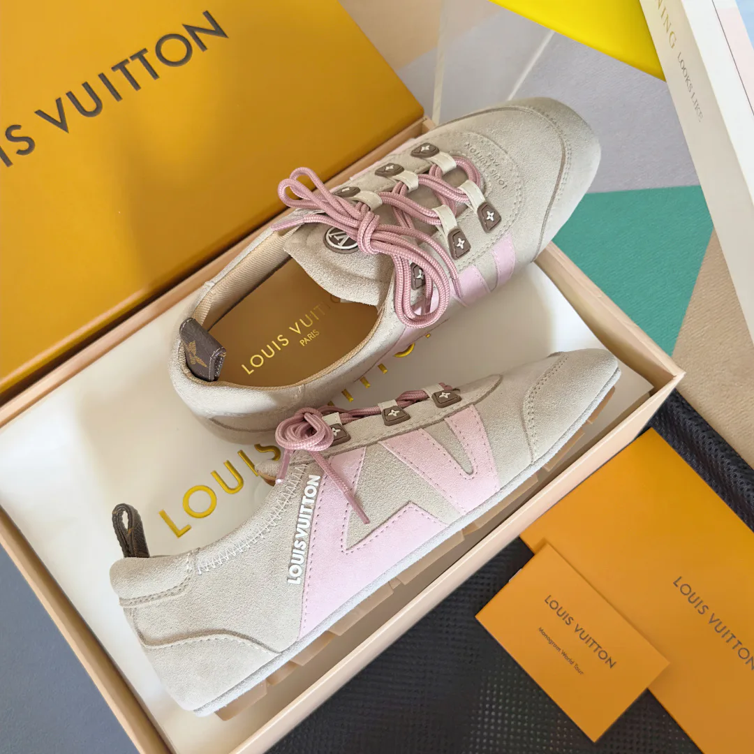 Кроссовки Женские Louis Vuitton 3098238