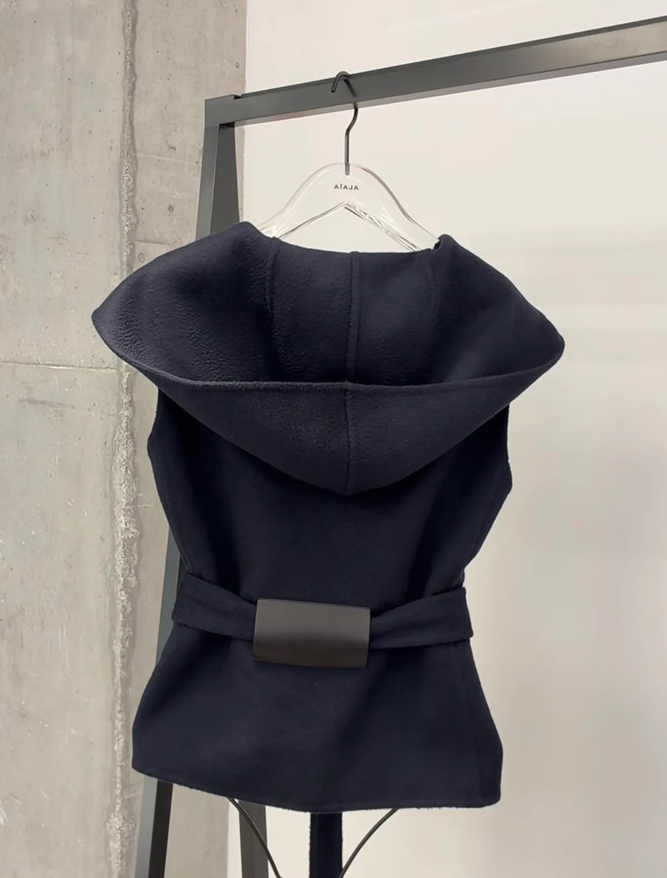 Жилеты Женские Alaia 19293210