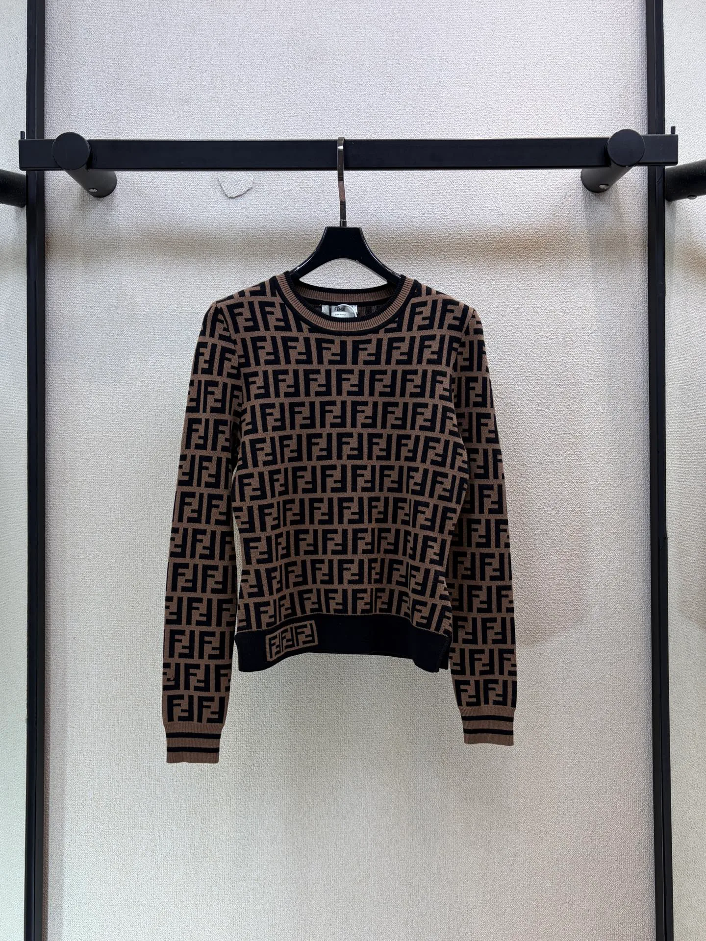 Джемперы И Свитеры Женские Fendi 18128354