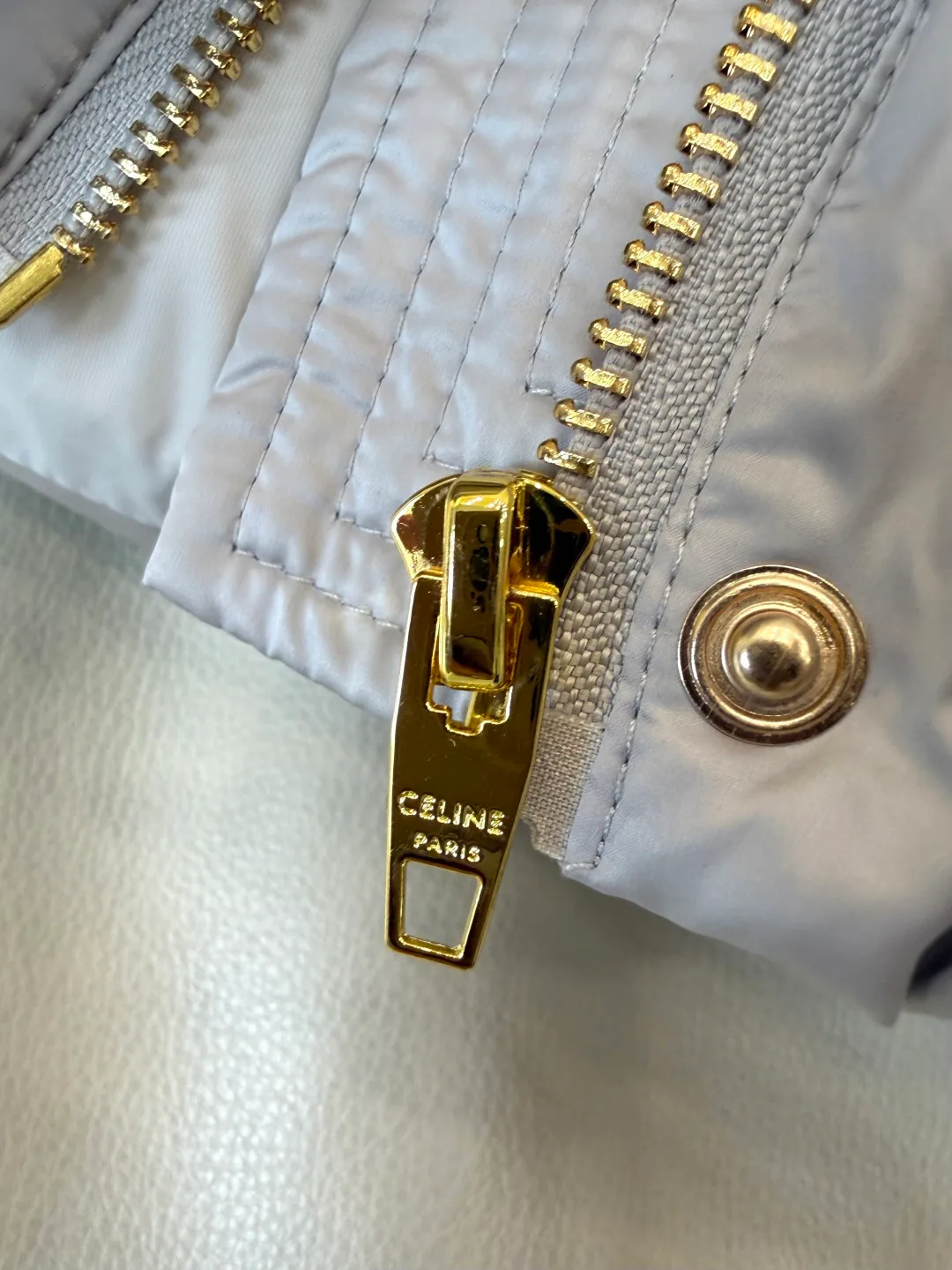 Куртки И Пуховики Женские Celine 18226358