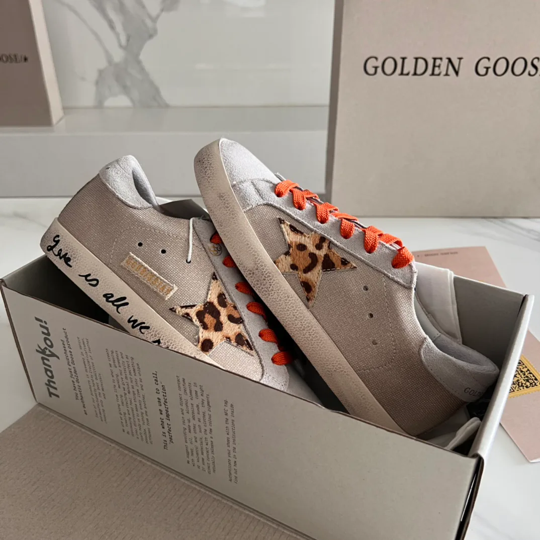 Кроссовки Женские Golden Goose 16995661