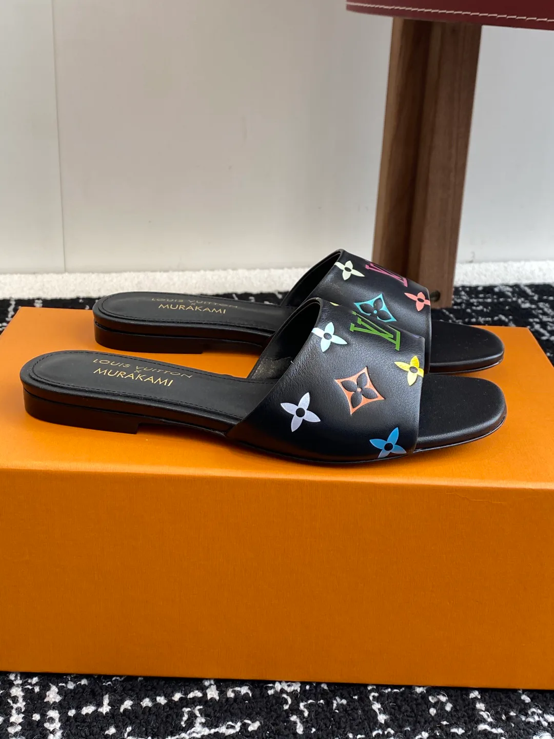 Шлепанцы Женские Louis Vuitton 20472