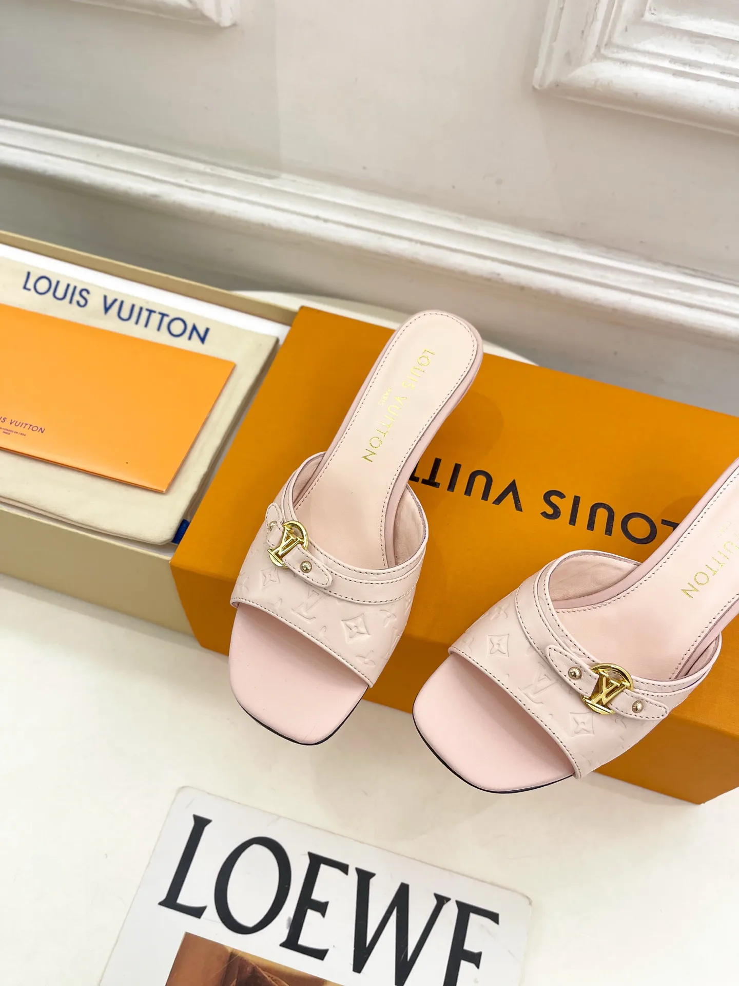 Босоножки Женские Louis Vuitton 11165613