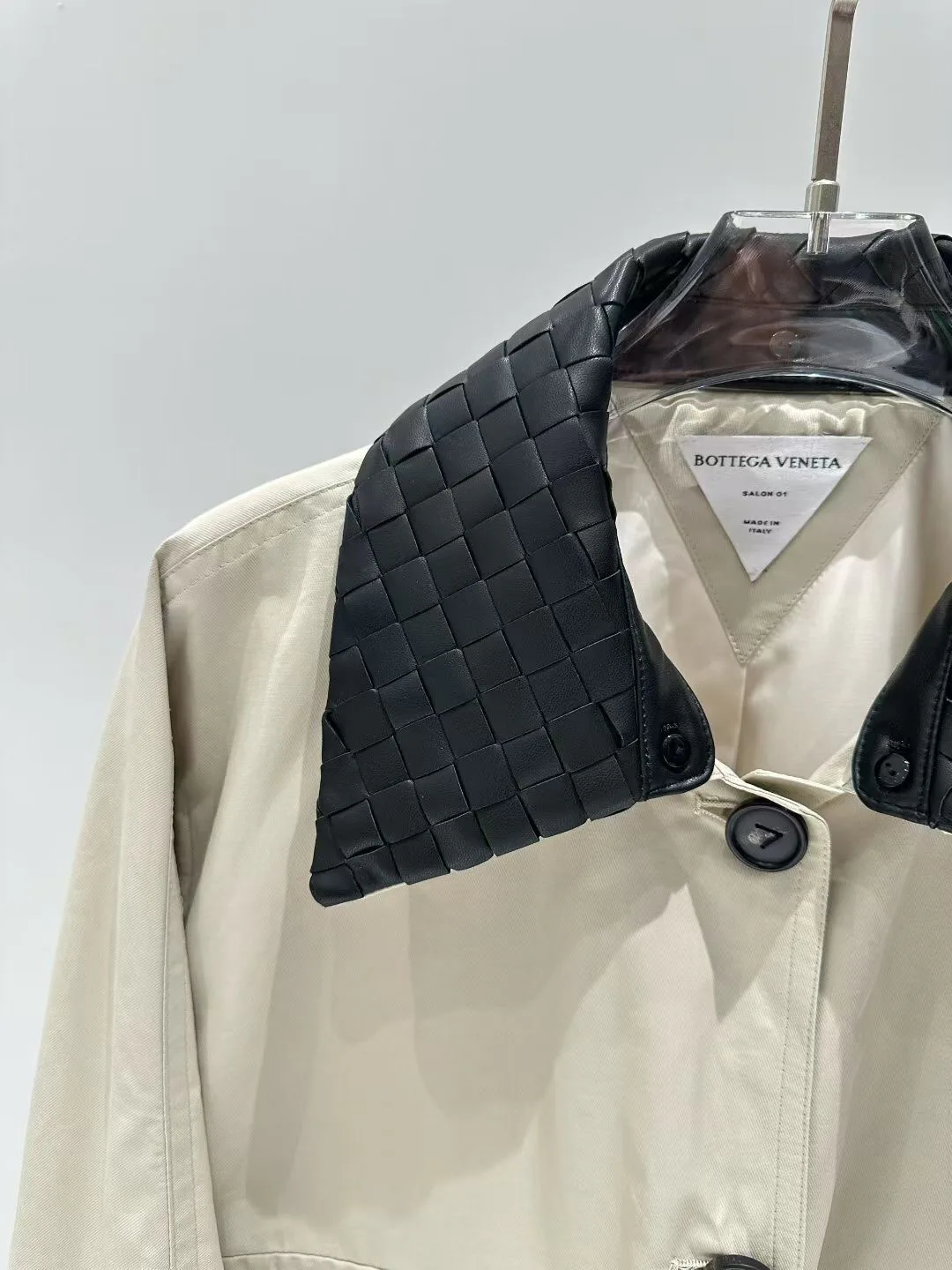 Кожаные Куртки И Дублёнки Женские Bottega Veneta 11700528