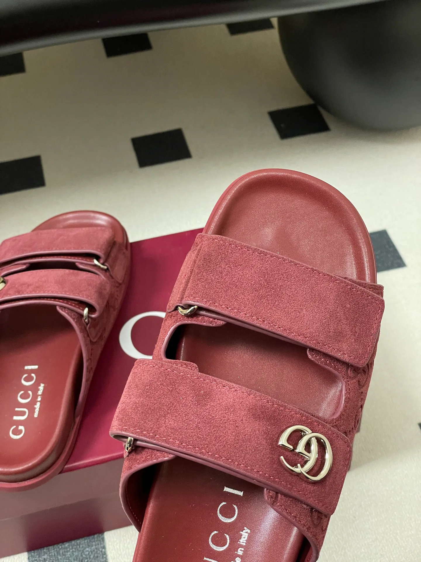 Сандалии Женские Gucci 11777360