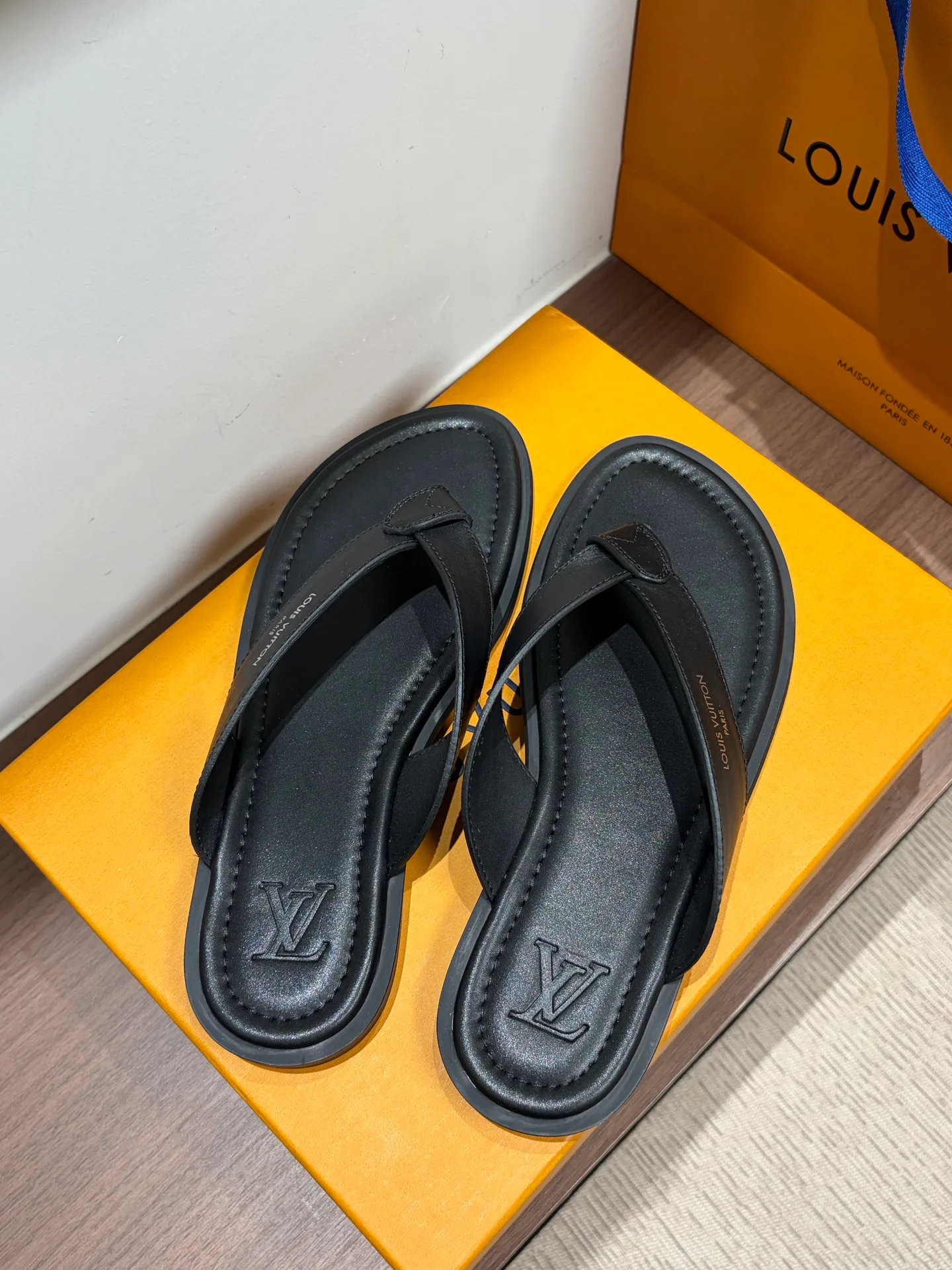 Шлепанцы Мужские Louis Vuitton 12826618