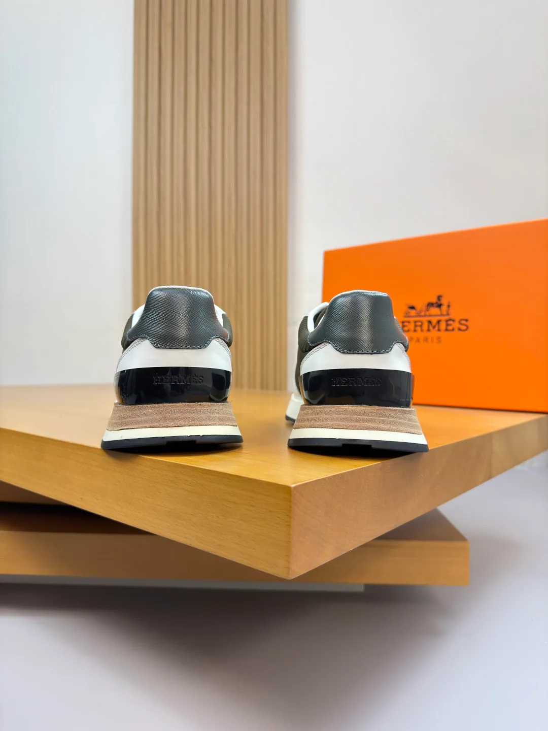 Кроссовки Мужские Hermes 2389655