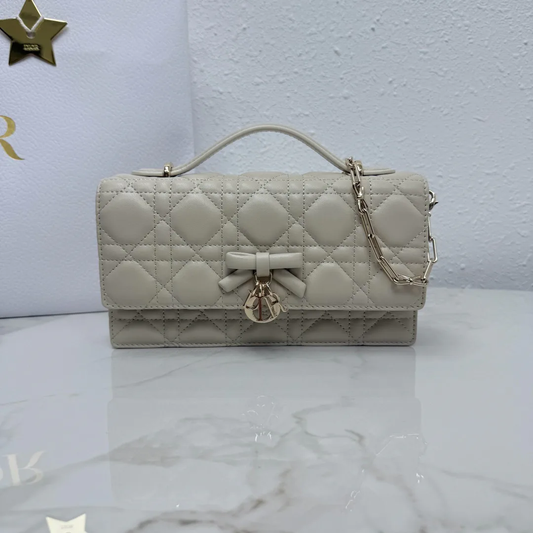 Классические Сумки Женские Christian Dior 18116375