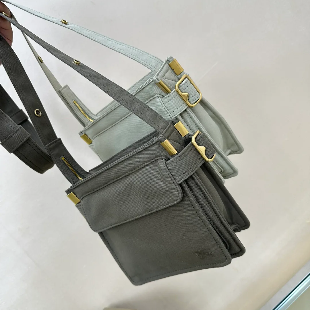 Классические Сумки Женские Burberry 1673196