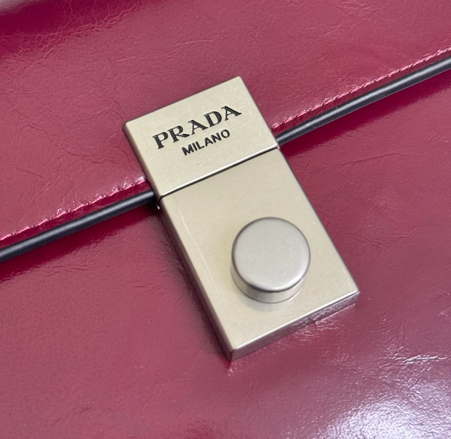 Классические Сумки Женские Prada 11462456