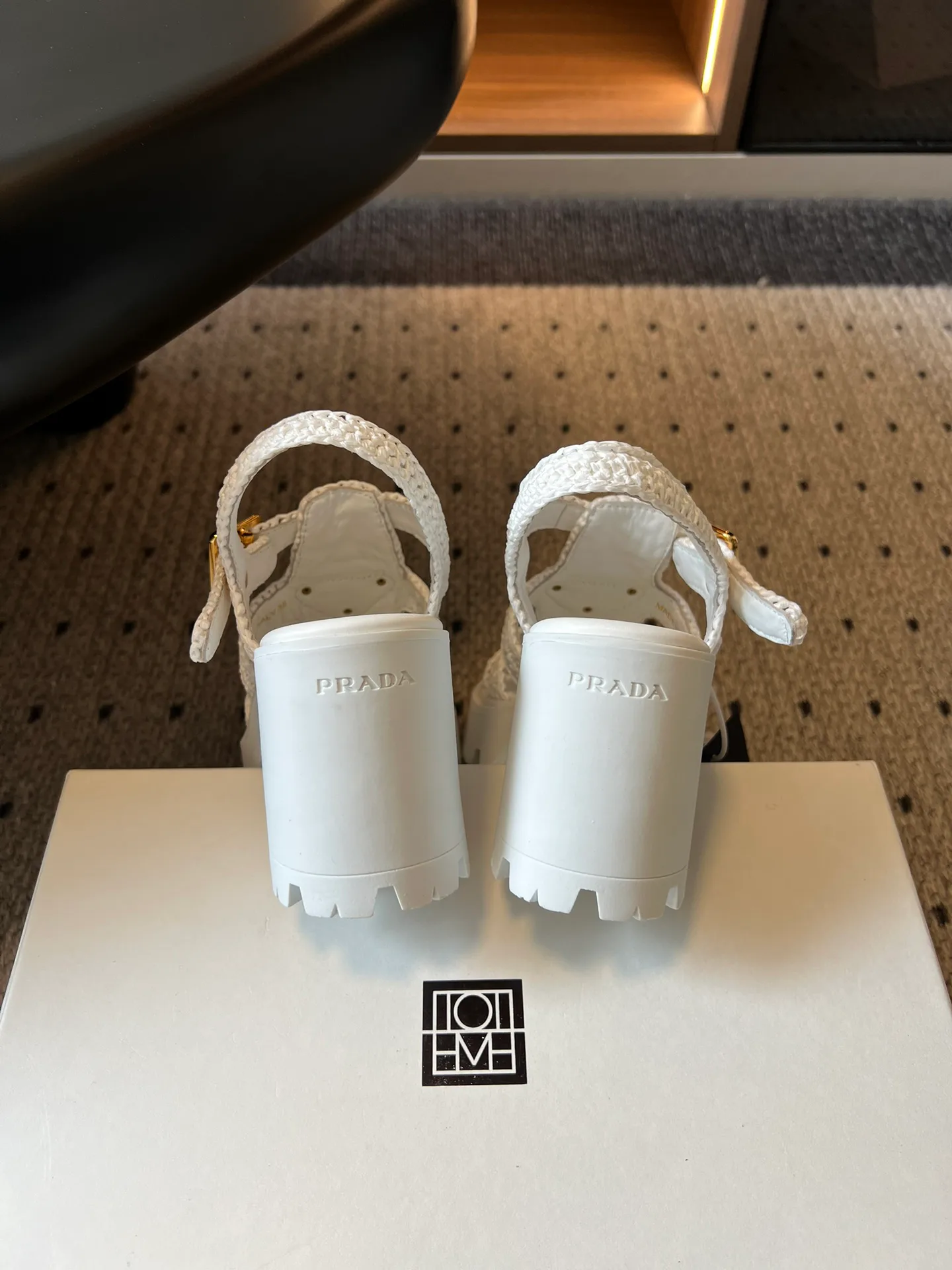 Босоножки Женские Prada 13540526