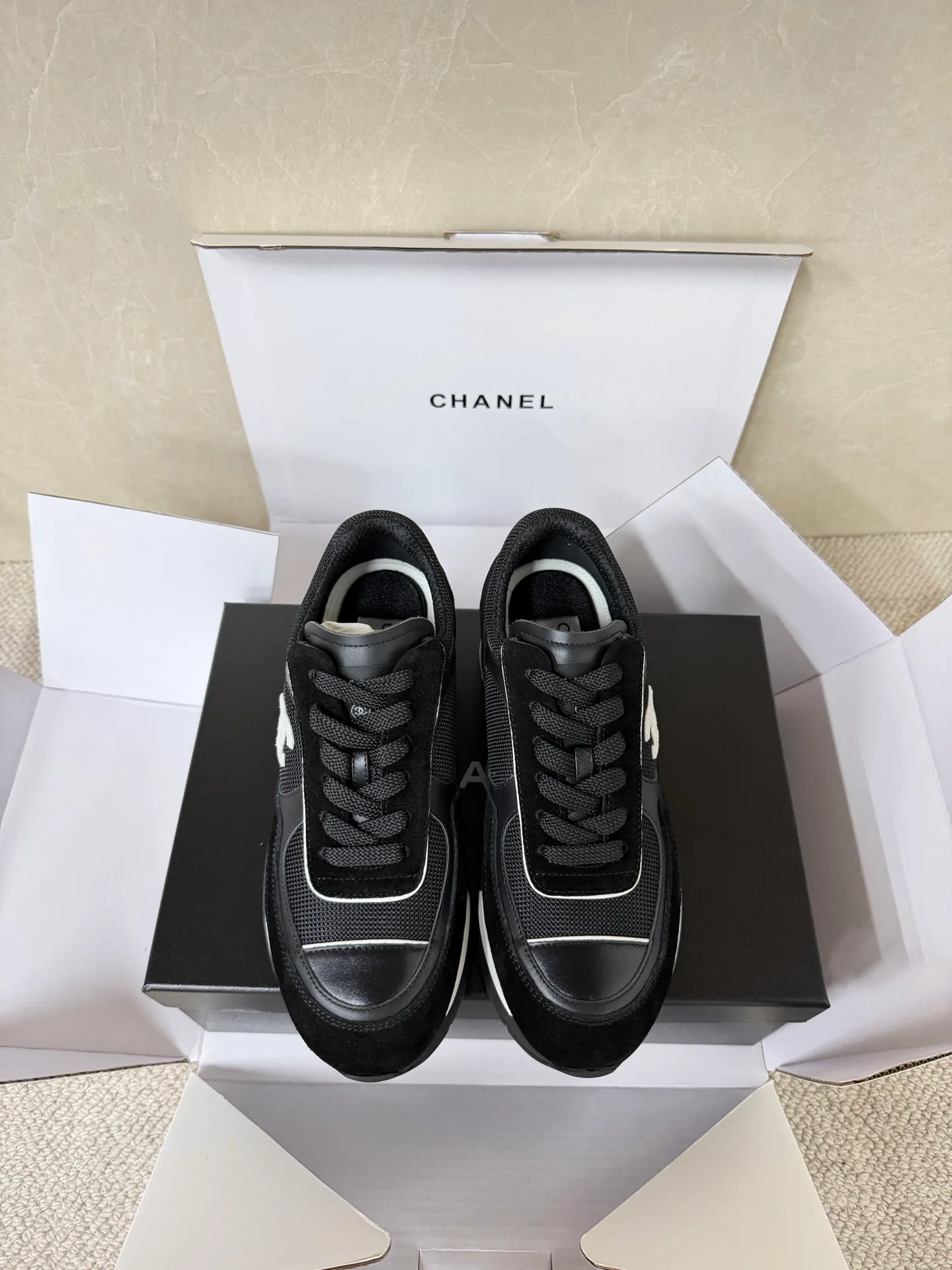 Кроссовки Женские Chanel 1679209