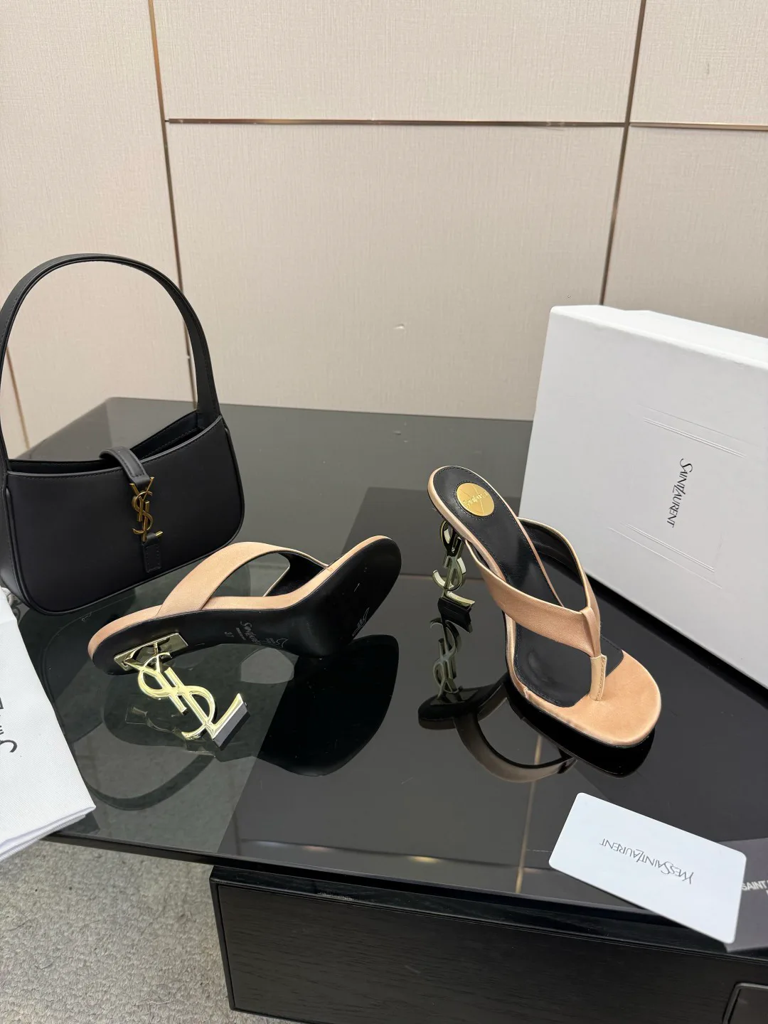 Босоножки Женские Saint Laurent 9632691