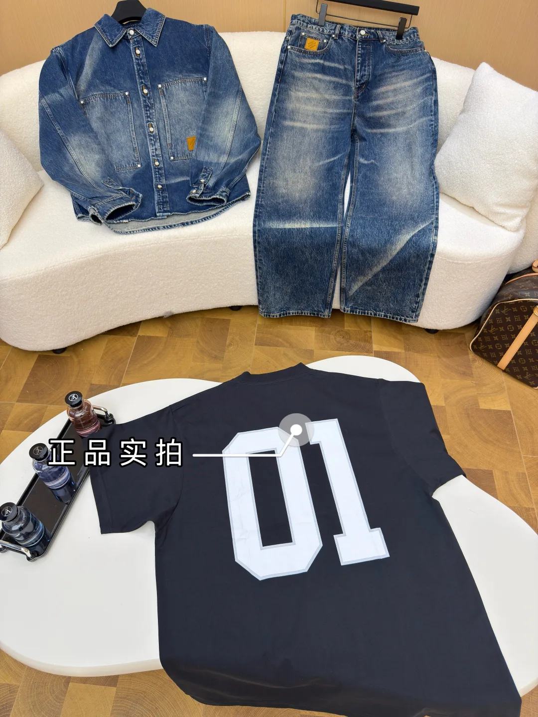 Футболки Женские Balenciaga 84542