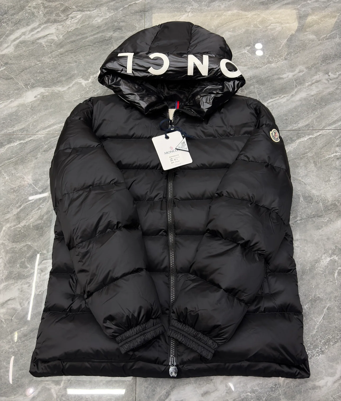 Куртки И Пуховики Женские Moncler 17568681