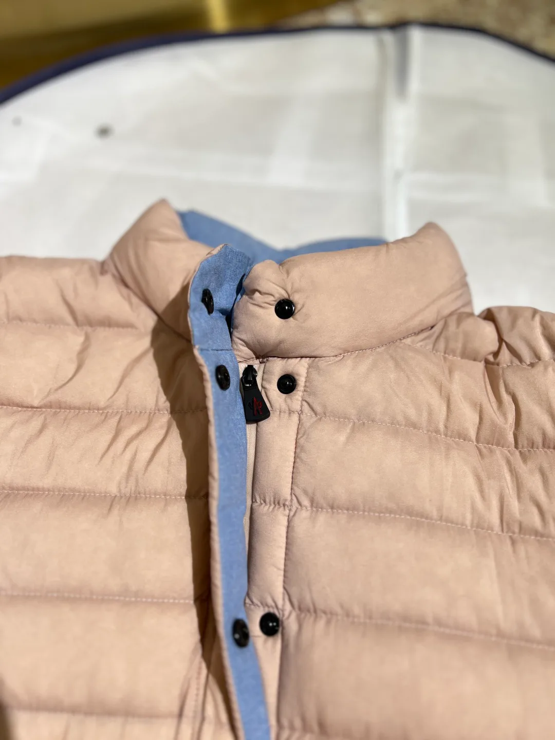 Куртки И Пуховики Женские Moncler 19725232
