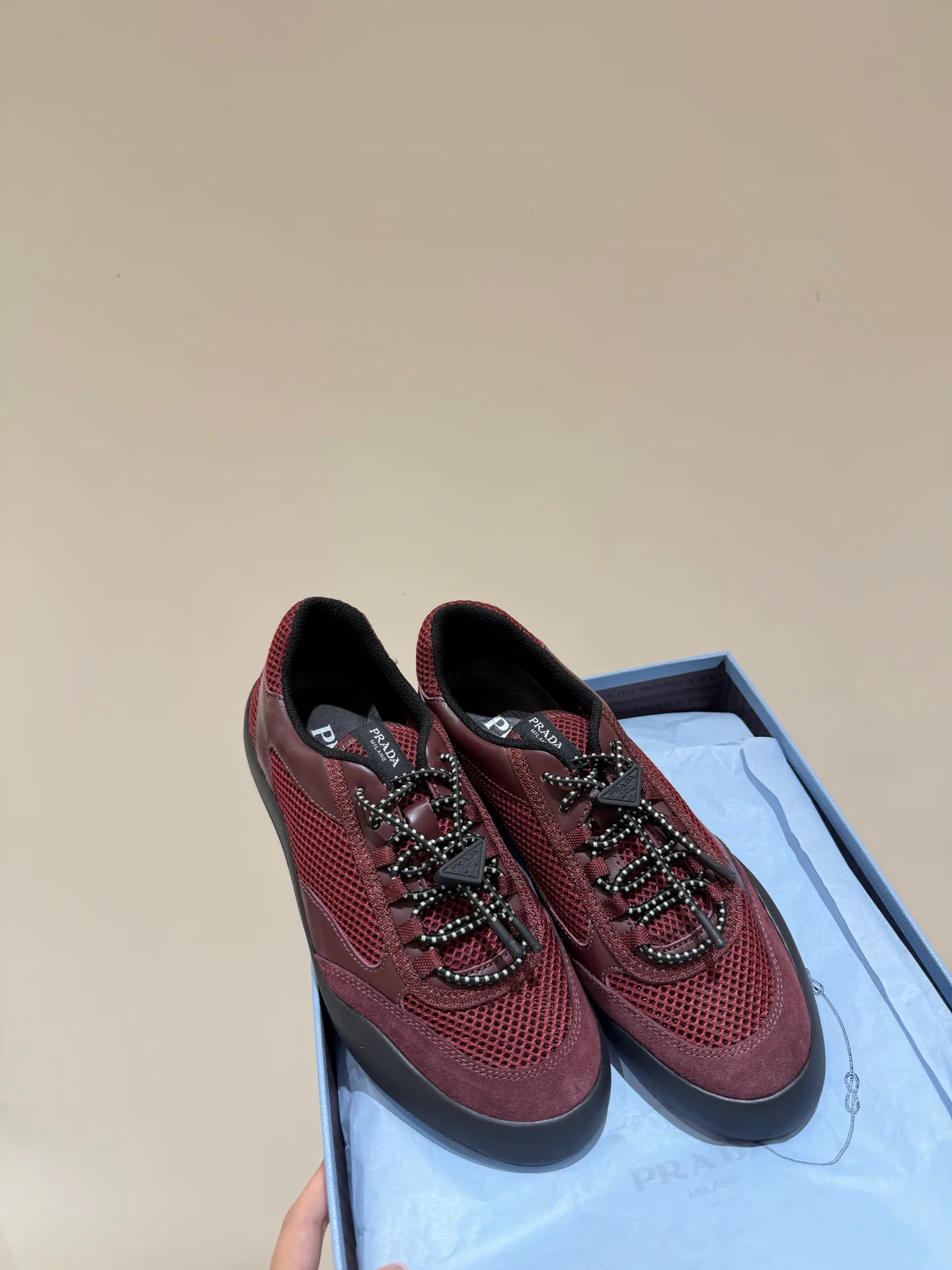 Кроссовки Женские Prada 10824825