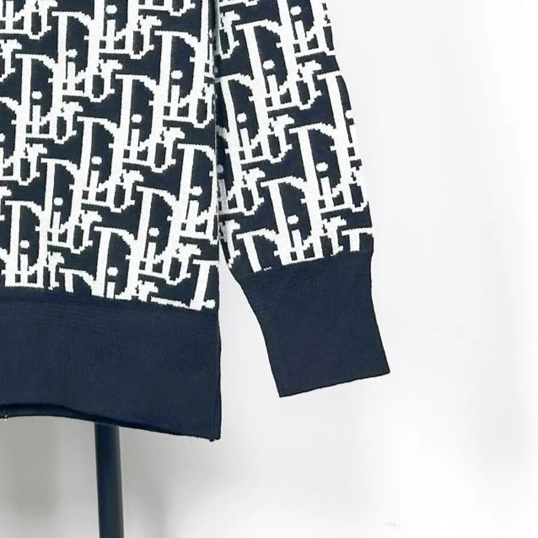 Джемперы И Свитеры Женские Christian Dior 18408689