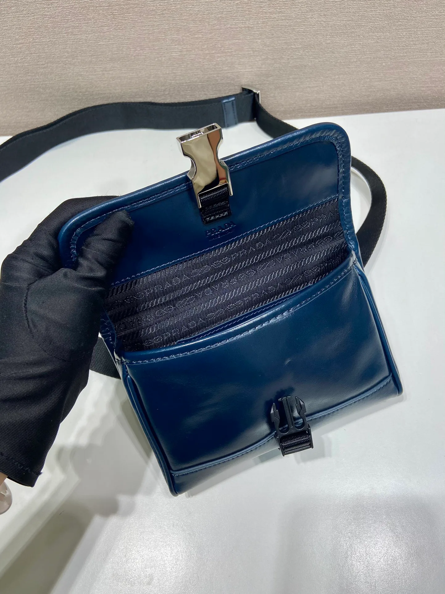 Сумки На Ремне Женские Prada 13346067