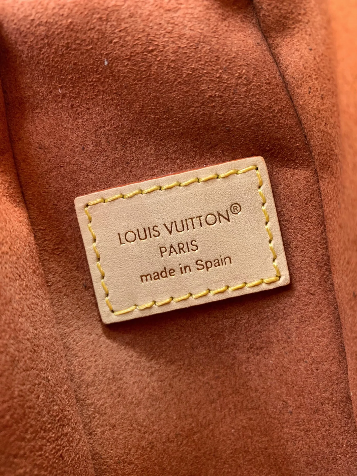 Классические Сумки Женские Louis Vuitton 17802508