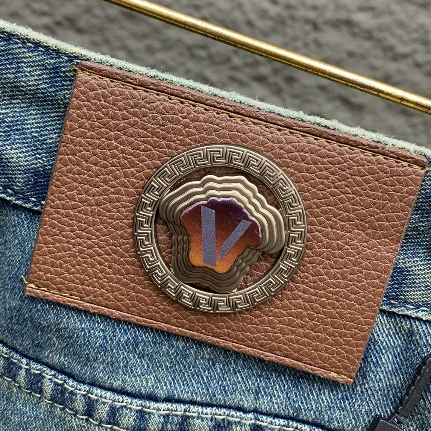Джинсы Мужские Versace 18296265