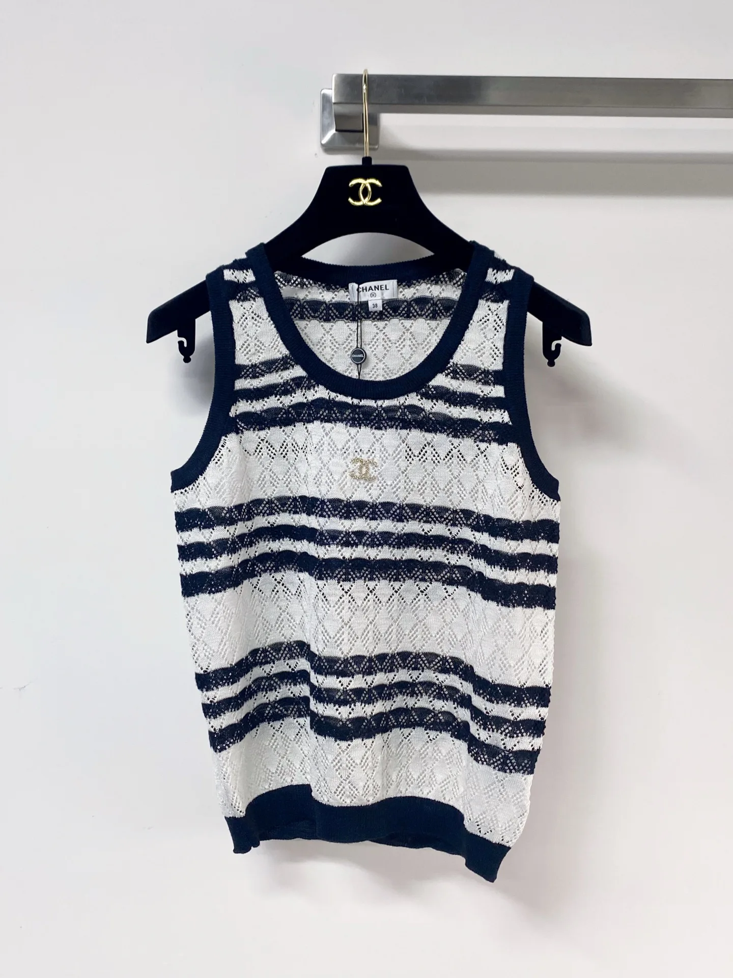 Жилеты Женские Chanel 13557586