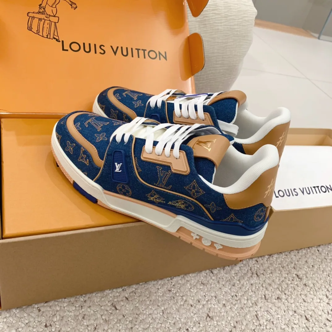 Кроссовки Женские Louis Vuitton 10290634