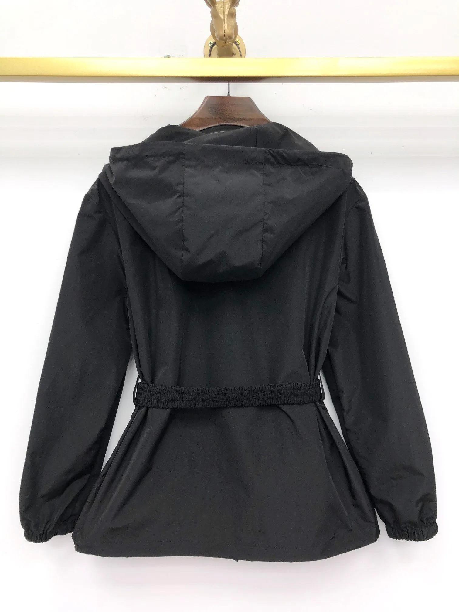 Куртки И Пуховики Женские Moncler 11513016