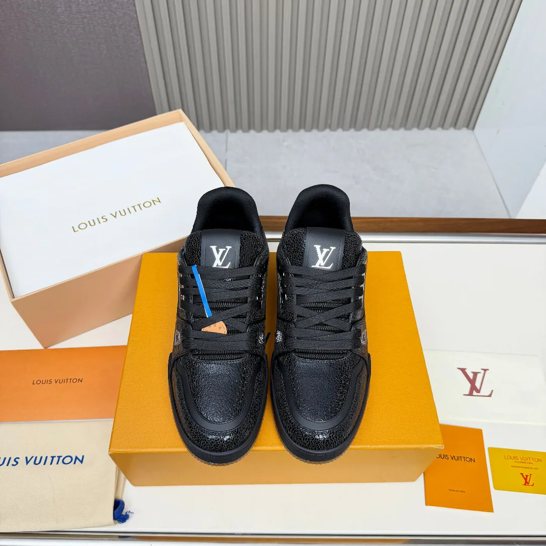Кроссовки Женские Louis Vuitton 1053853