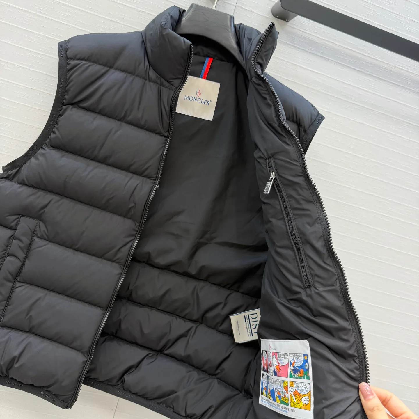 Жилеты Женские Moncler 19166059